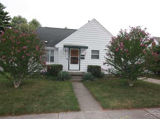 1614 N Clinton St, Saginaw, MI