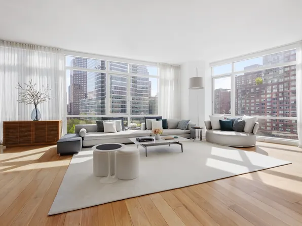 200 Chambers Street 7AI image 1 of 27