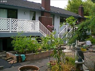 2nd image of 2819 NE 47th St