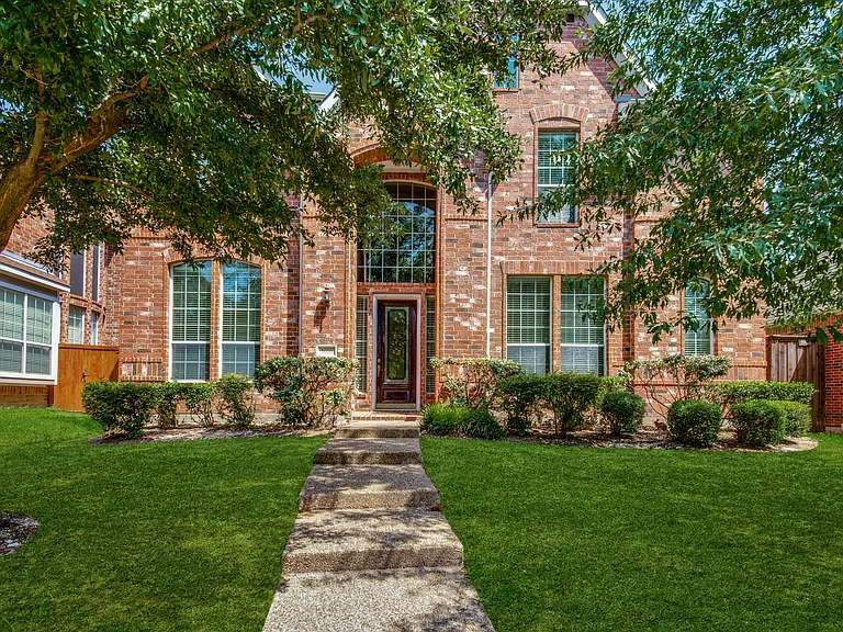 5636 Country View Ln — Photo 1