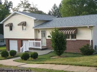 206 Maryland Ave, Westover, WV