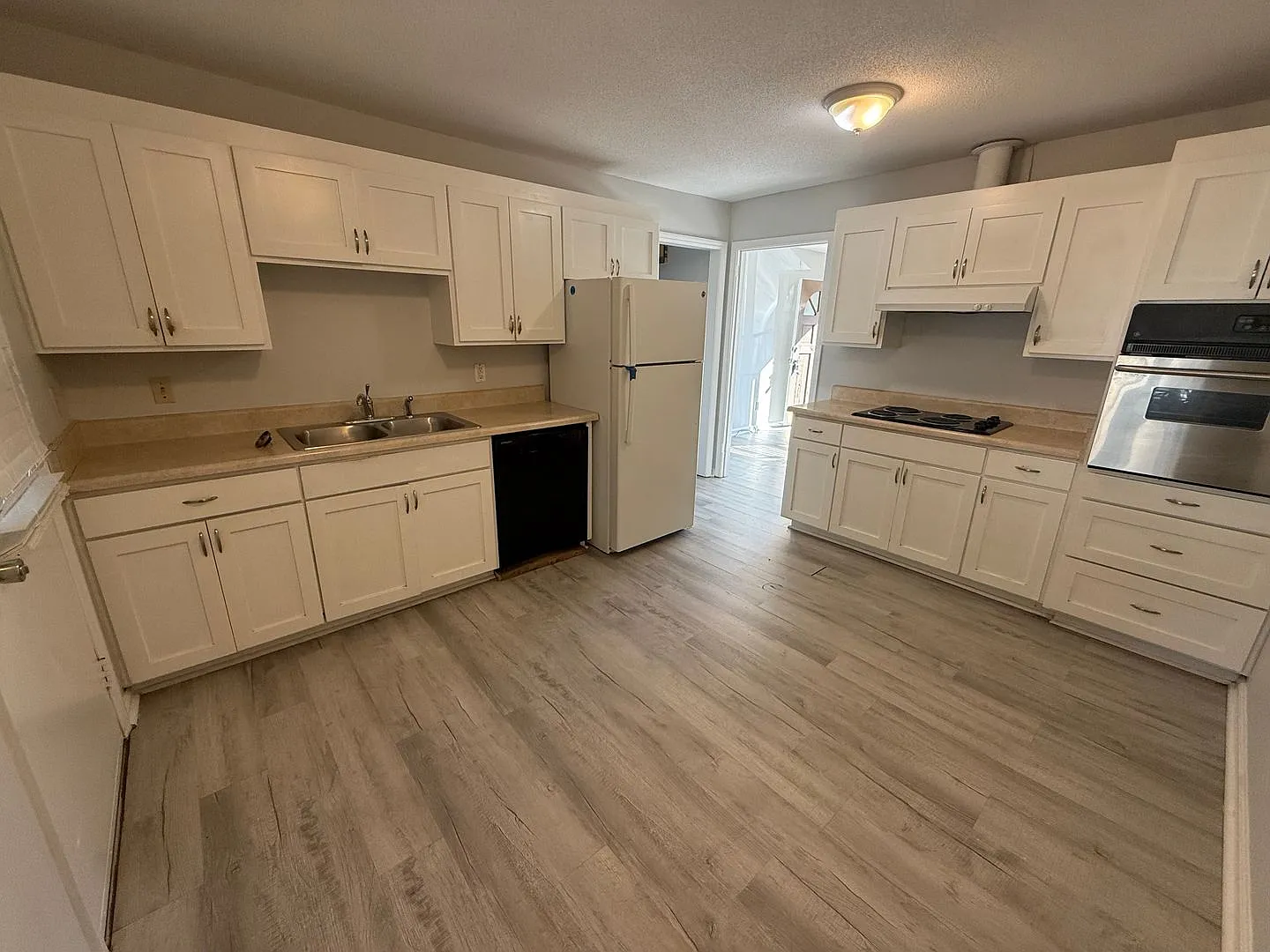 Charming Home in the Heart of the Congaree River District Prime Location! - 300 — Photo 3