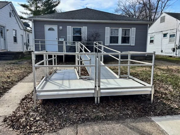 925 Stanley Ave, Evansville, IN 47711