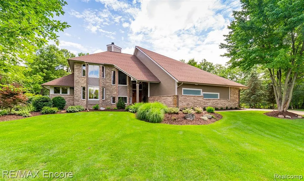 7527 Koby Ct photo 1
