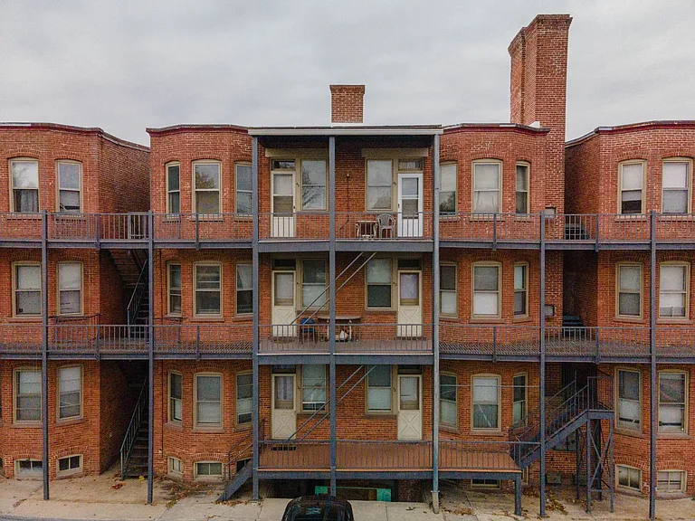 Welcome to Lancaster's First Ever Multi-Unit Apartment Building - Historic Hamilton Suites! — Photo 25