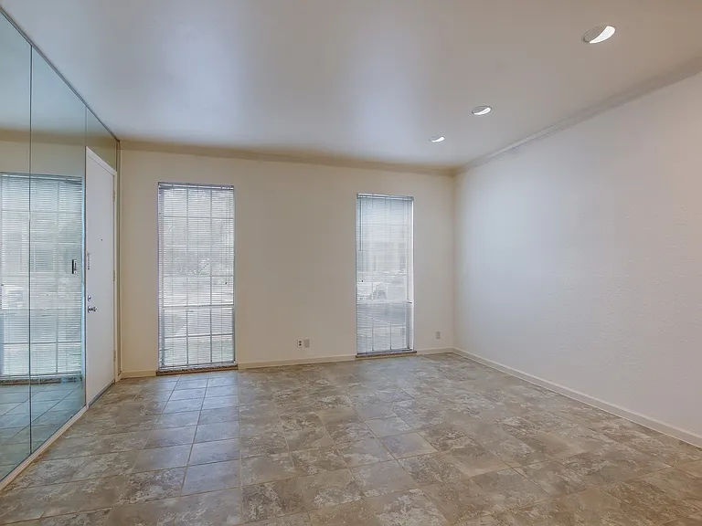 7707 Broadway St #23A — Photo 7