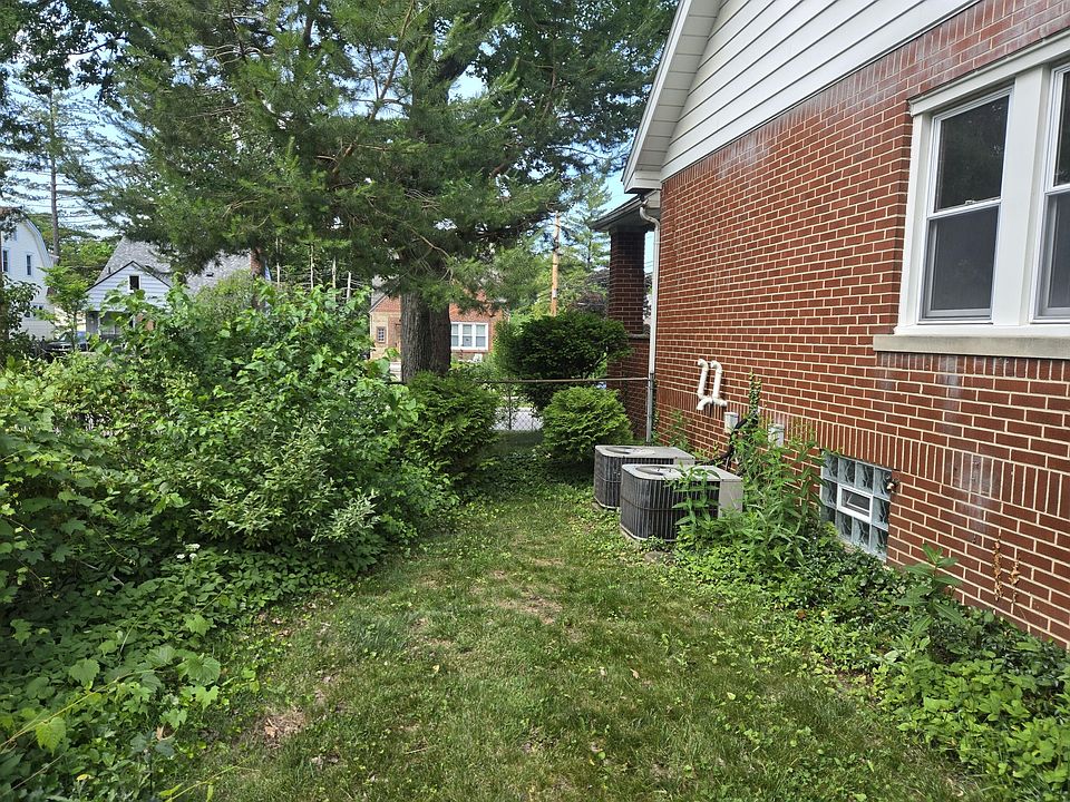 928 Maplegrove Ave, photo 5