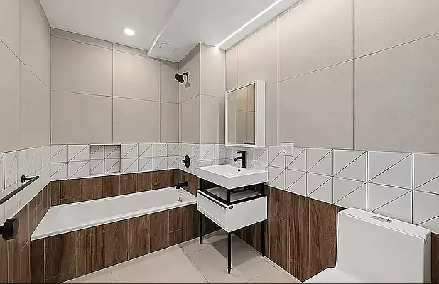 Rented by REAL New York | media 48