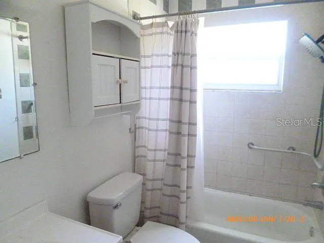 11013 Temple Ave — Photo 6
