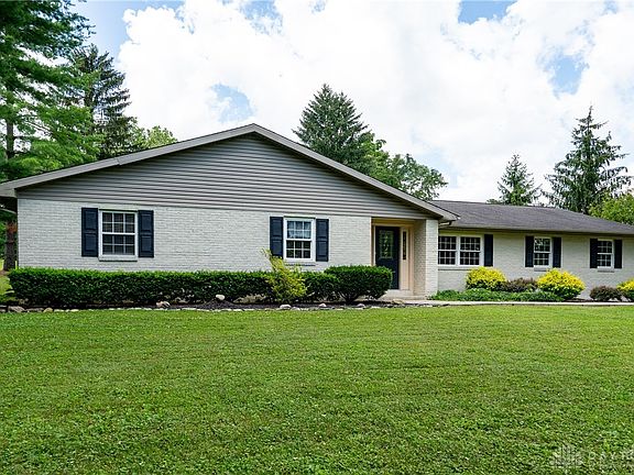 2nd image of 59 Walnut Glen Dr