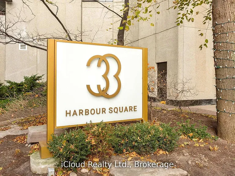 33 Harbour Sq #837 — Photo 1