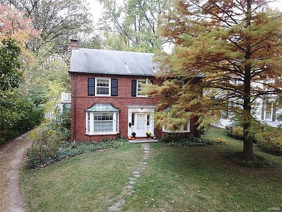 4th image of 741 N Taylor Ave