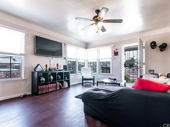 5th image of 3759 E 55th St