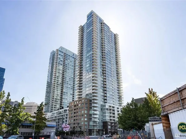 583 Battery St #905, Seattle, WA 98121