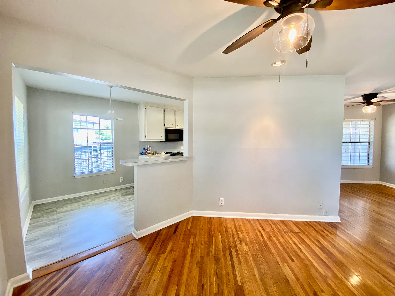 657 Lansdown Dr — Photo 3