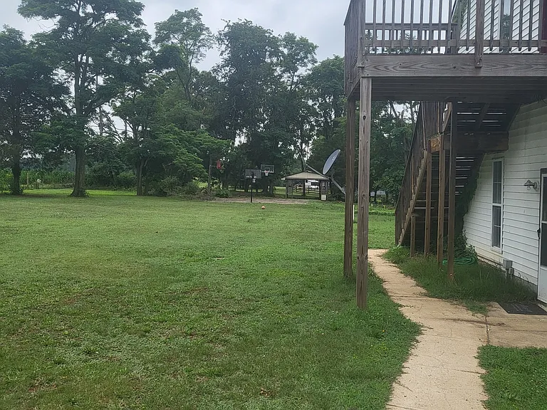 Grayton Ln — Photo 7