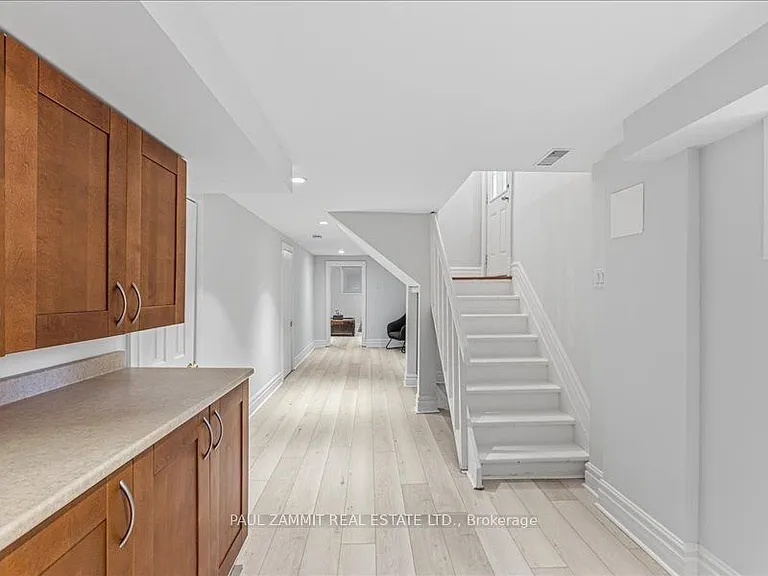 44 Gwendolen Cres — Photo 23