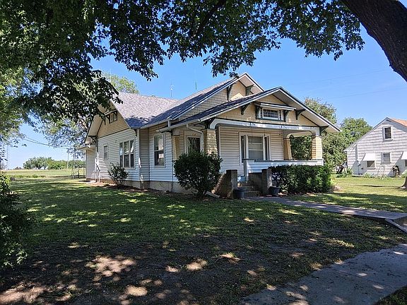 4th image of 114 N 2nd St