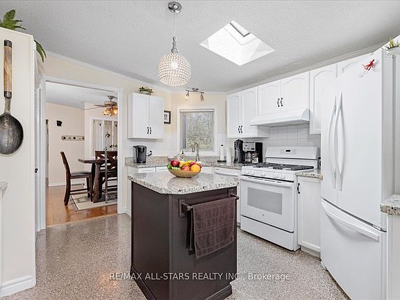 5th image of 26576 Park Rd