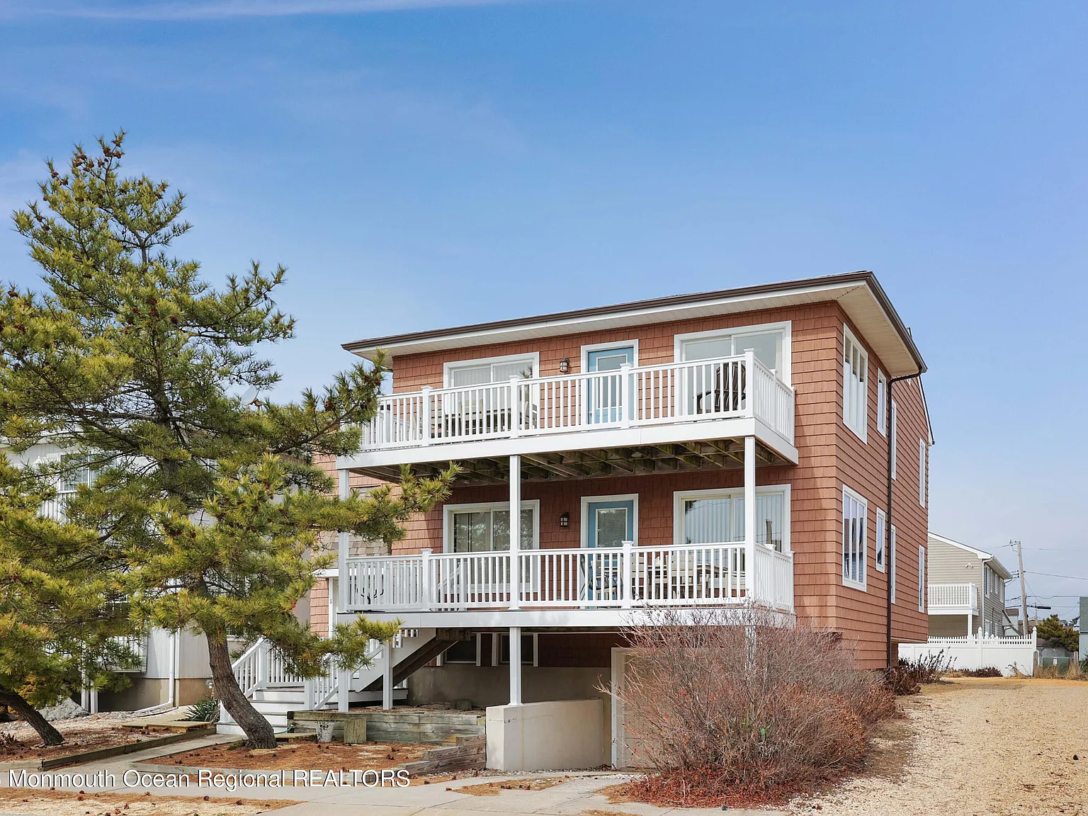3 bed, $3,750 — Photo 2