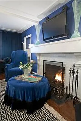 Sold by Corcoran | media 11