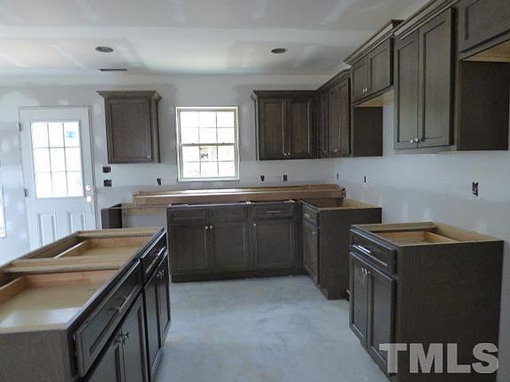 2nd image of 100 Evans St