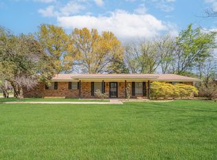 105 Sherwood Dr, Longview, TX 75605