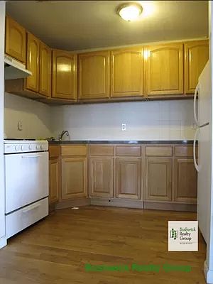 2nd image of 69 Wilson Ave #2D