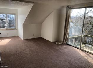 1901 Mount Troy Rd APT 4, Pittsburgh, PA 15212