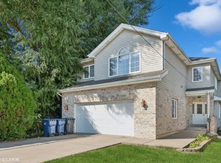 5516 W Hawthorne Ave, Berkeley, IL 60163