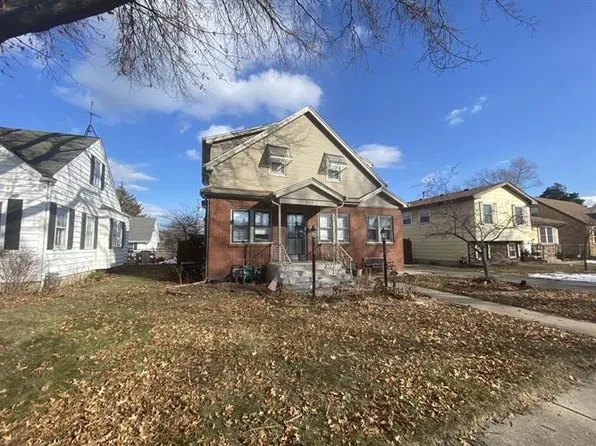 5119 Illinois St, Loves Park, IL 61111