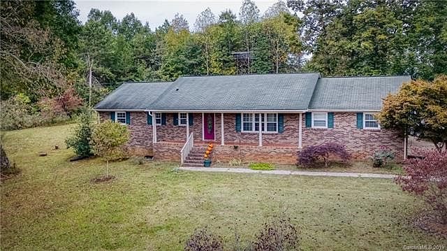 1st image of 2493 Pickwick Pl