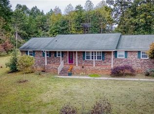 2493 Pickwick Pl, Lincolnton, NC 28092