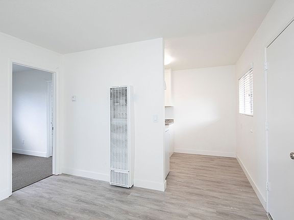 4th image of 608-638 E 24th St #620-19