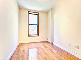160 Sherman Ave