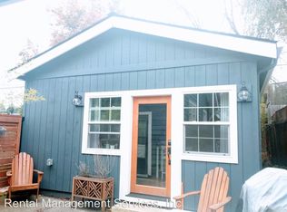 6325 SE 17th Ave UNIT B, Portland, OR 97202