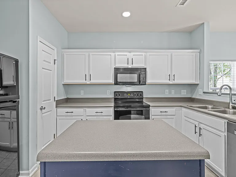 2713 Wyntercrest Ln — Photo 8