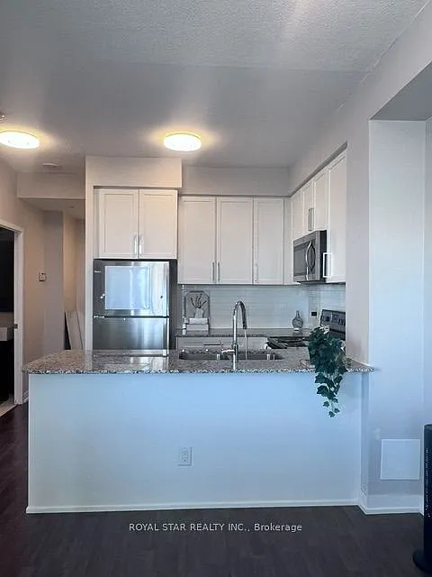 840 Queens Plate Dr #1107