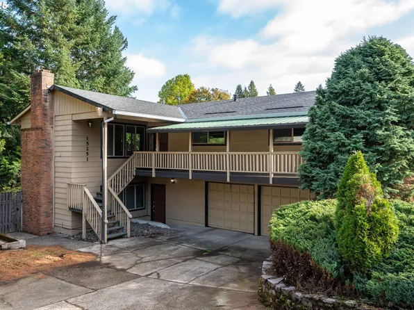 15251 NE Clackamas St, Portland, OR 97230