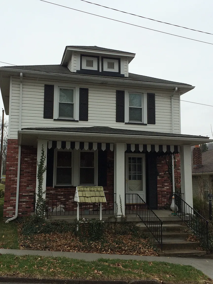 36 Oakland Ave photo 1