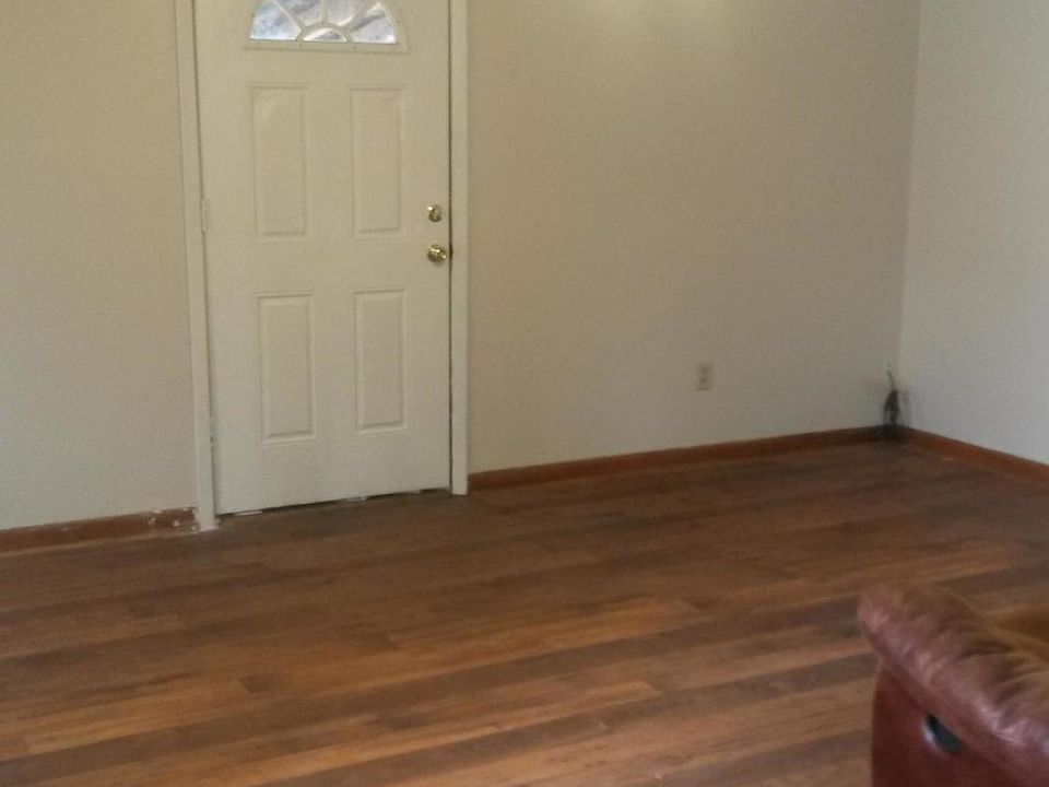 2nd image of 314 Vieux Orleans Cir