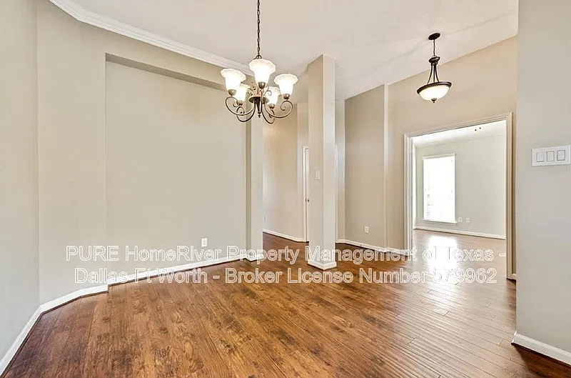 3 bed, 2.0 bath, 1831 sqft, $2,600 — Photo 3