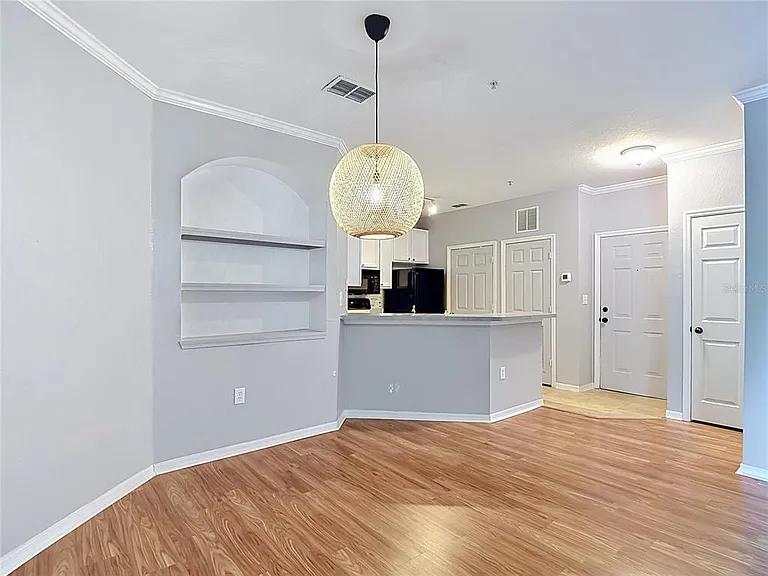 10201 Courtney Palms Blvd #203 — Photo 8