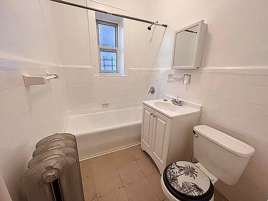 4th image of 8750 111th St APT 2a