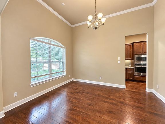 5th image of 4120 Vinalopo Dr