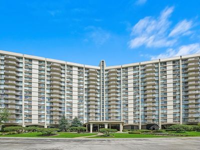 40 N Tower Rd APT 11A, Oak Brook, IL, 60523