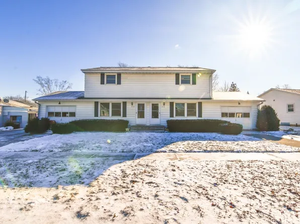 414 Westplain Dr, Green Bay, WI 54303