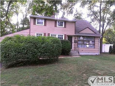 1st image of 54 Maplewood Dr