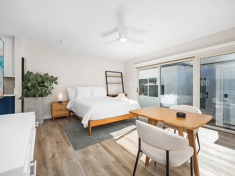1211 Seal Way #C — Photo 16