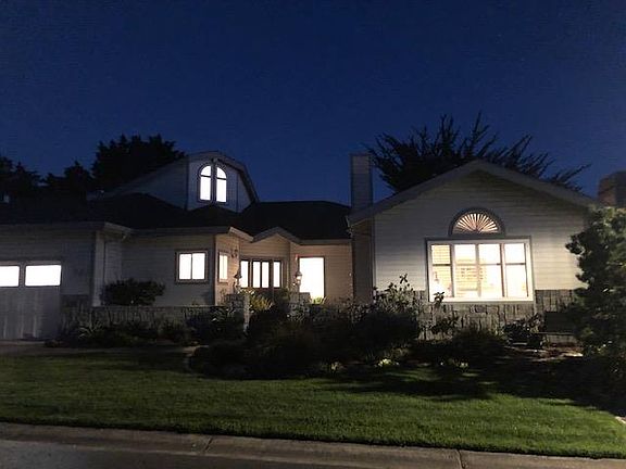 2nd image of 16 Fairway Pl